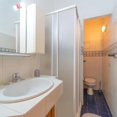 Punzy By Domusaway Apartment *