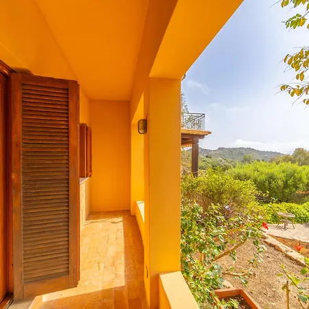 Punzy By Domusaway Porto Istana