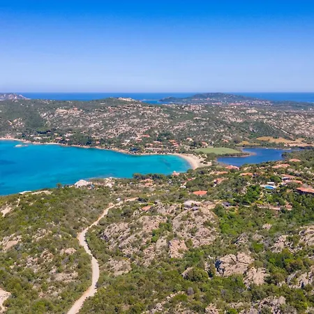 Punzy By Domusaway Apartment Porto Istana