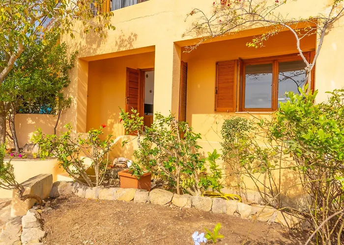 Punzy By Domusaway Apartman Porto Istana